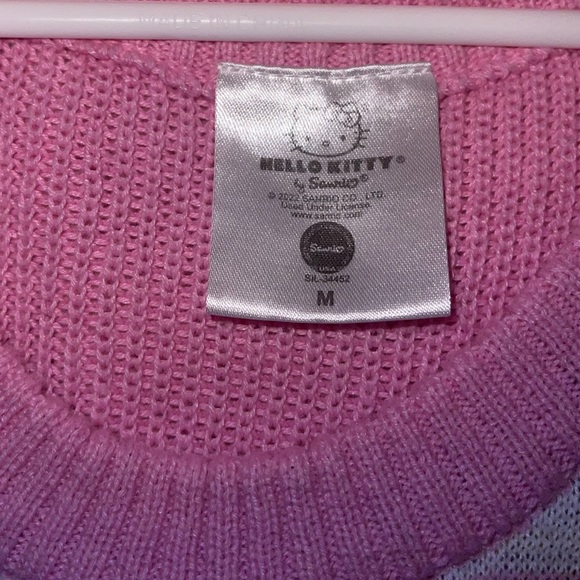 Hello Kitty Vest - Picture 3 of 4